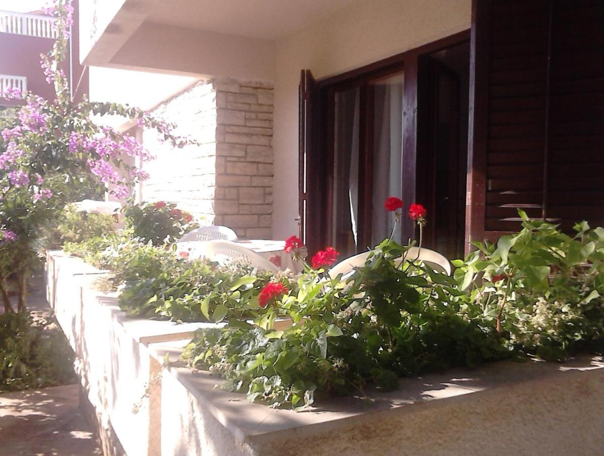 Apartments With A Parking Space Zadar - Diklo, Zadar - 13327 Exterior photo